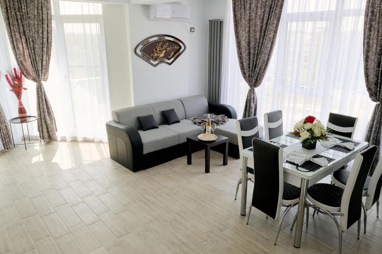 Moon Sea View Apartment - Spa N Pools Resort Мамая Экстерьер фото