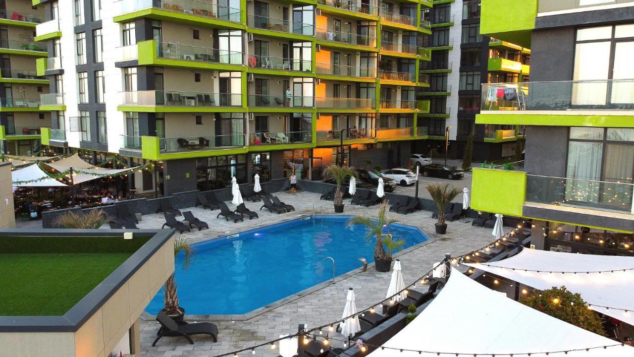 Moon Sea View Apartment - Spa N Pools Resort Мамая Экстерьер фото